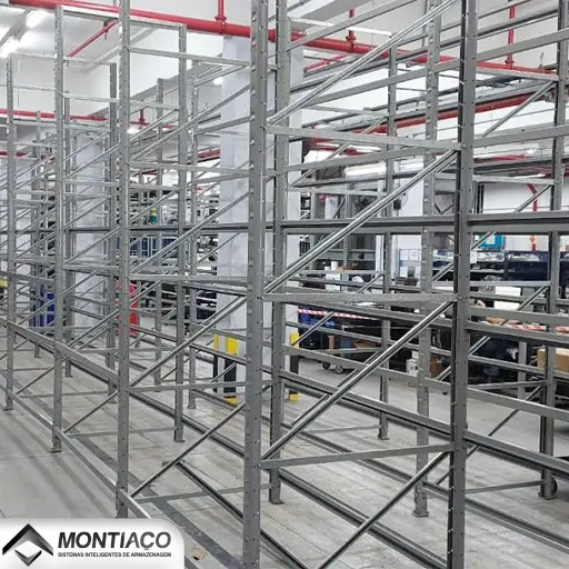 Prateleiras aço para indústria
